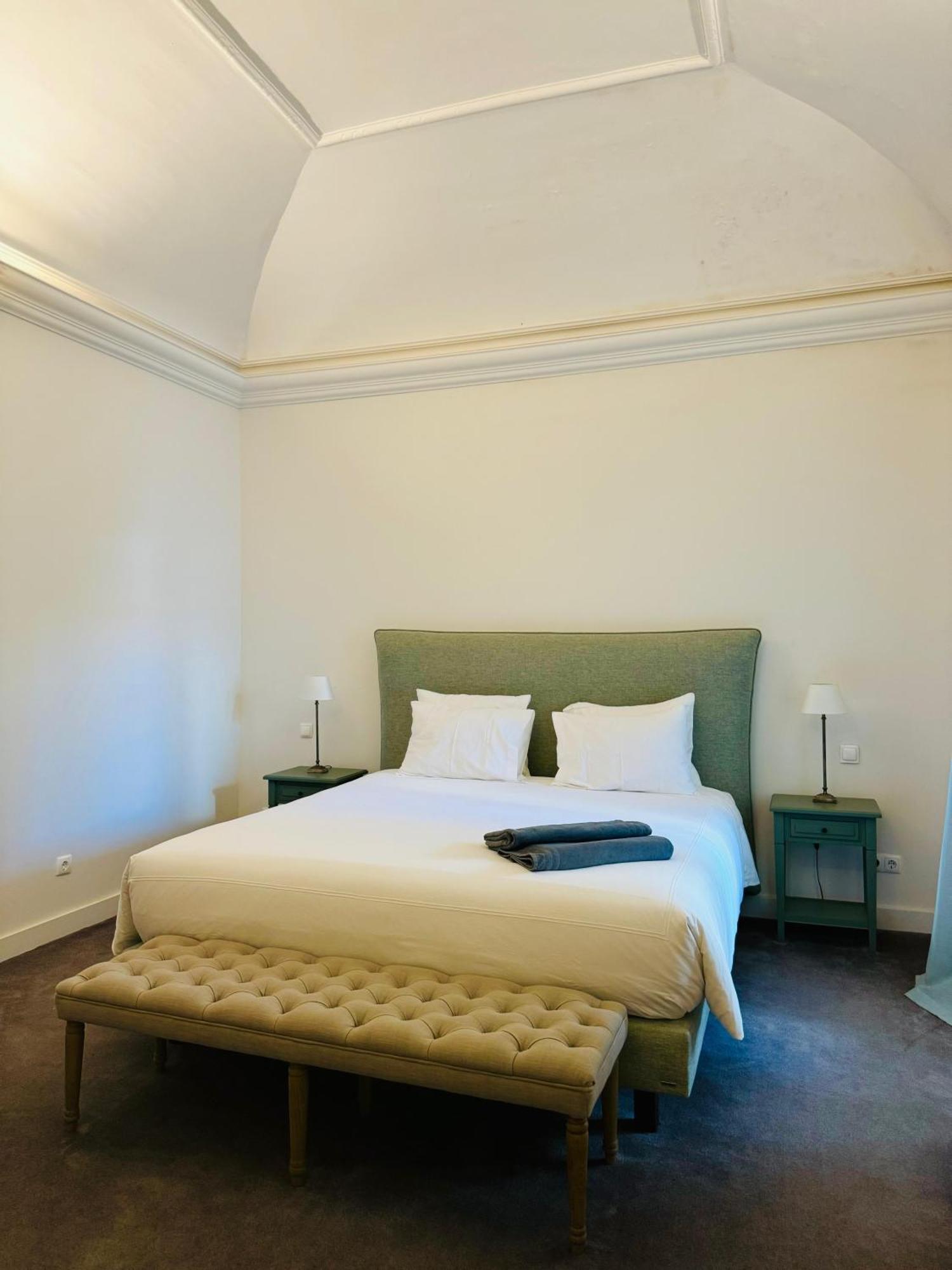 Solar Dos Frades Hotel Ferreira Do Alentejo Ngoại thất bức ảnh