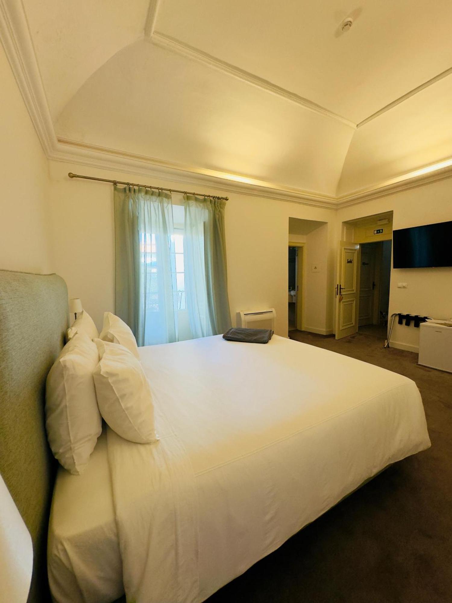 Solar Dos Frades Hotel Ferreira Do Alentejo Ngoại thất bức ảnh