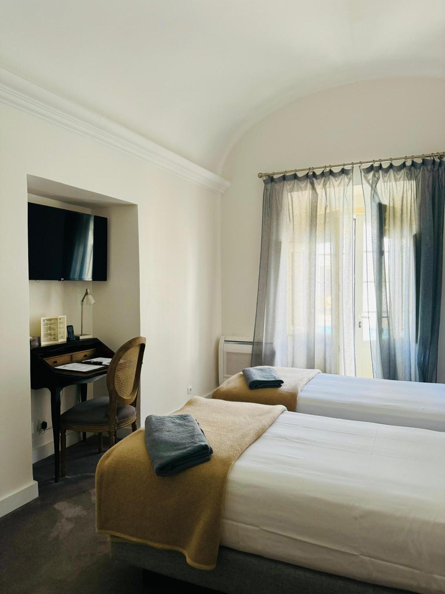 Solar Dos Frades Hotel Ferreira Do Alentejo Ngoại thất bức ảnh